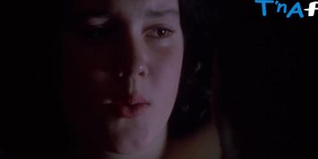 Melanie Lynskey Sexy Scene  in Heavenly Creatures