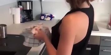 Short hair redhead gf wearing lose clothes