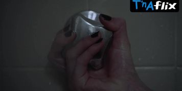 Da Leigh Breasts,  Butt Scene  in Hell'S Belle