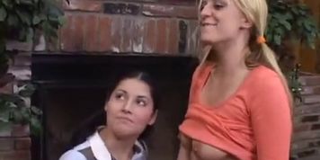 Blonde& Brunette cumplay