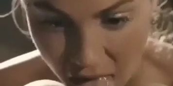 Lesbian Tongue screw her pussy Til She Shakes