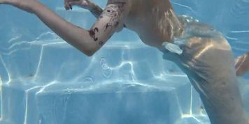 Mimi Cica yet again shows how sexy she can swim