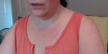 Sexy Busty Slut Cumming On Web