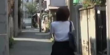 Petite Brown-Haired School-Girls Makes Loud Sound During Quick Sharking