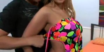 Sexy Blonde Loves A Hard Screw (Alanah Rae)