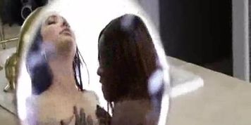 Winona, ebony girl pleasures and sits on her girlfriends face (Daisy Marie)