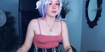 18 yo European teen is so cute with purple hair