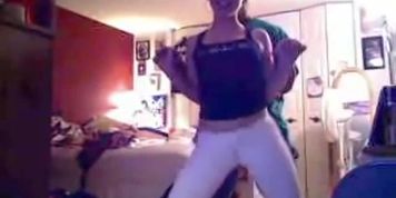 Girl grinding bf 1