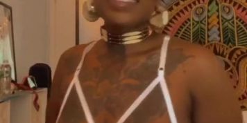 Queen Vibes