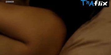 Fernanda Machado Sexy Scene  in Confia Em Mim