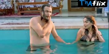 Nidhi Mahawan Breasts Scene  in Dahej Me Saala