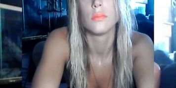 Cute Cam Girl With Big Tits