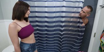 Damn Stepdaughter, You Fit Like A Glove! - Violet Starr