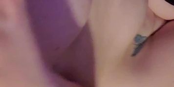 Homemade slut wife begs to be screw while hubby smacks her pussy
