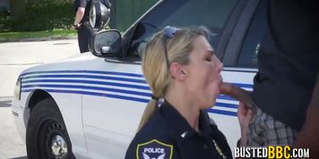 Perverted policewomen end an energetic chase with criminal