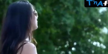 Kajal Chauhan Sexy Scene  in Sundra Bhabhi 4