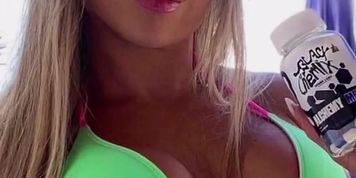 IG Fitness Model with 501k followers