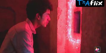 Nazneen Patni Sexy Scene  in Gandi Baat