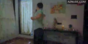 Manisha Jain Sexy Scene  in Rangeen Kahaniyan