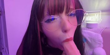 Mitsarin Makes Her Tight Pussy Cum While Riding A Dildo