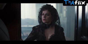 Aleksandra Konieczna Breasts Scene  in The King