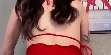 Morgpie Bounces Her Oiled Ass On A Dick