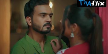 Tejaswini Prabhakar Gowda Bikini Scene  in Chaashni