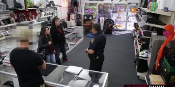 Lesbians gets humilated at pawnshop after they pawn a moose head.