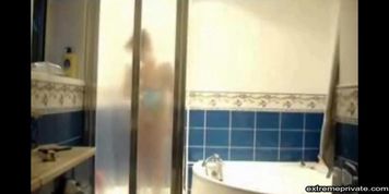 Jerking off while watching my stepmother