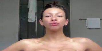 SLUTTY BATH TIME (Jackie Ohh)