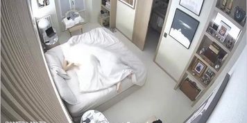 IPCAM &ndash; Italian White Couple Fucks In Their Bed