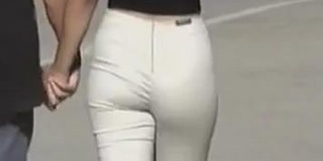 Girl in white cotton pants teases with her candid booty 04m