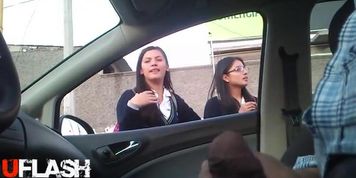 Flash cock 2 a chicas Colegialas