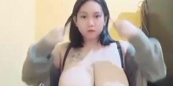 Mbak Berto Teteknya Gede Panjang Mantap Bisa Buat Nampol Muka