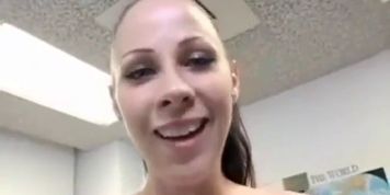 Gianna Michaels - Classroom Cam JOI