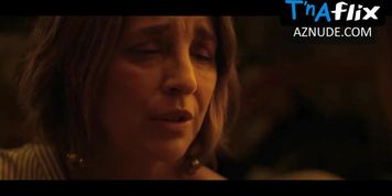 Claudia Ramirez Lesbian Scene  in El Club De Los Idealistas