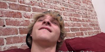 White twink facialized