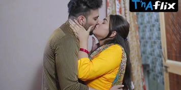 Shafaq Naaz Sexy Scene  in Angithee 2