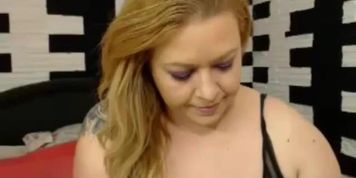Sexy Booty Whore Cumming On Live Webcam