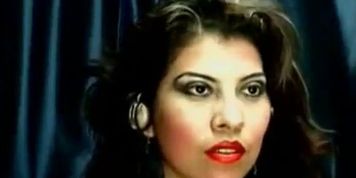 Arab mom works her pussy with a red part6 - video 1