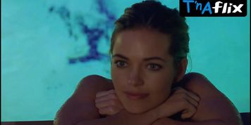 Amelia Heinle Sexy Scene  in The Limey
