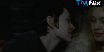 Winona Ryder Lesbian Scene  in Girl, Interrupted