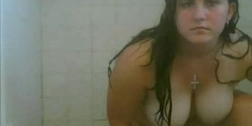 Chubby Plumper Ex GF shaving her Pussy during her shower