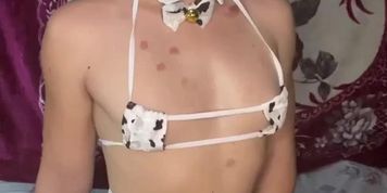 Cute shemale jerk off eye contact