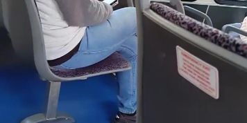 Jacking on the bus
