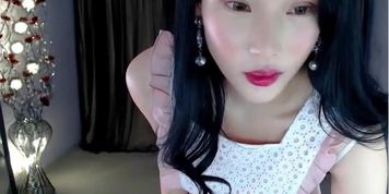 Korean model masturbates on webcam