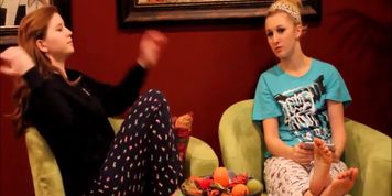 Hottest Feet of Blonde Girl Enjoy