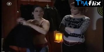 Friederike Sipp Breasts Scene  in Verbotene Liebe