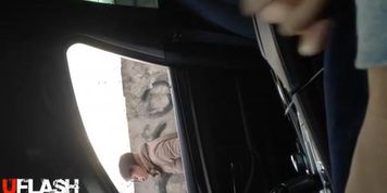 Car Dickflash for Blonde Teen