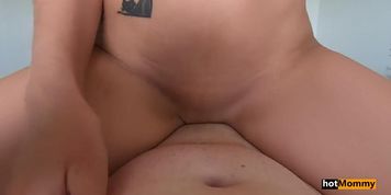 1080P Amateur Sexy Milf Gets Creampie From Young Dick